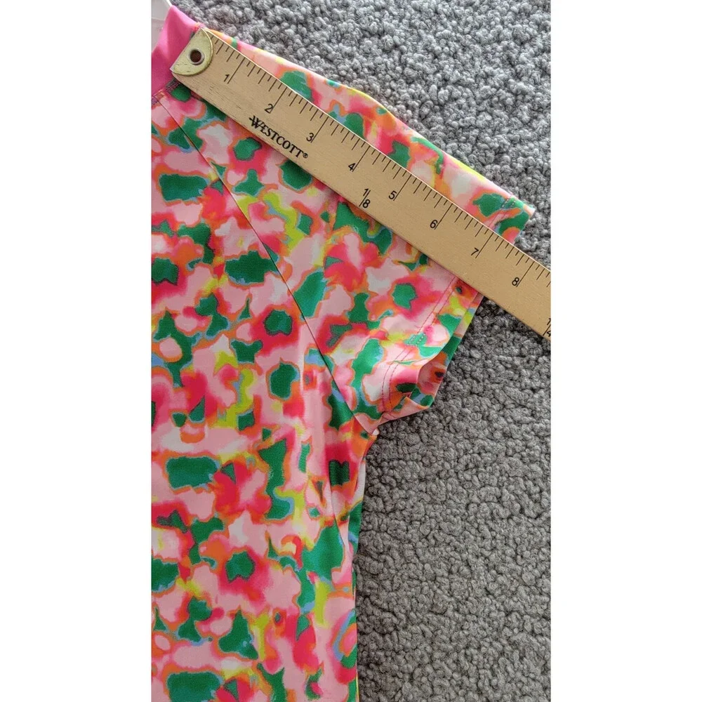 ID Ideology Blurred Floral Rash Guard Big Girls L Cerise Pink Half-Zip Closure